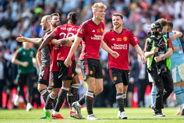 并探讨明星 并探讨明星